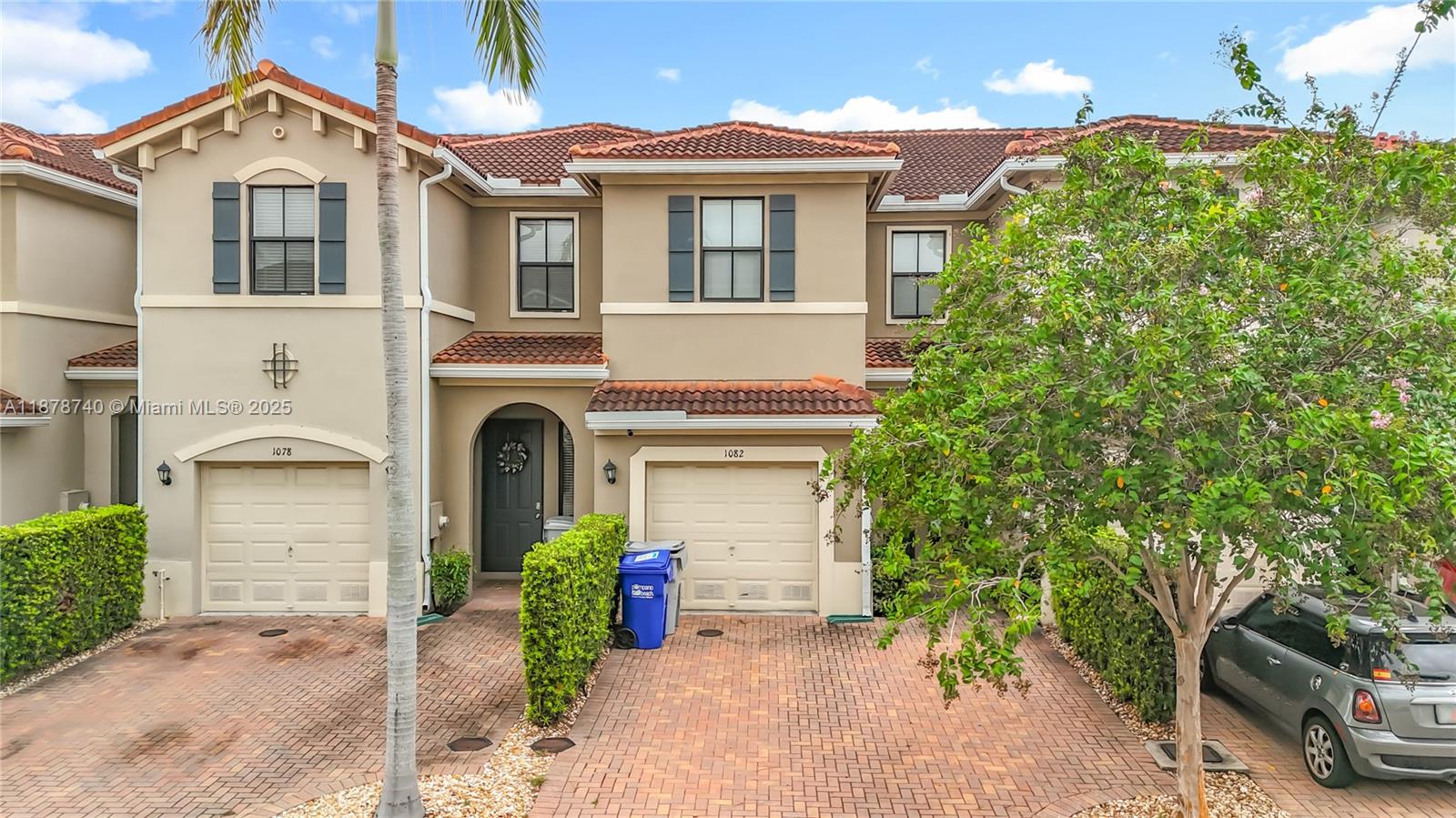 1082 NW 33rd Mnr