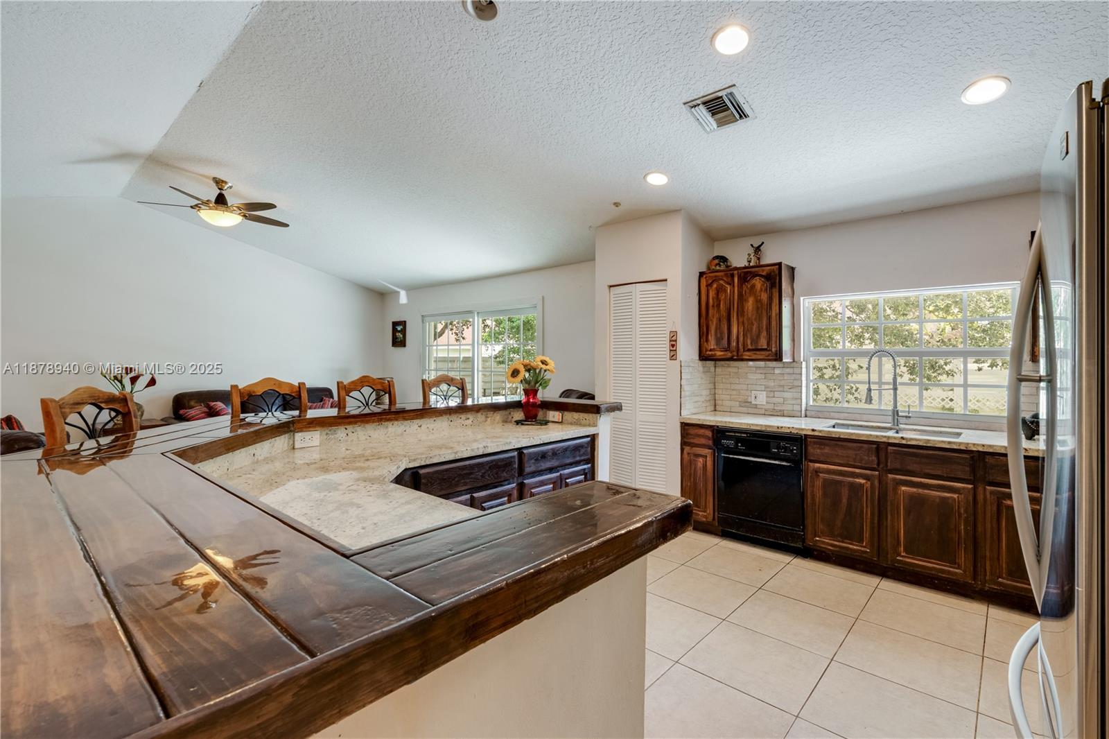 15025 SW 141st Ct Miami, FL 33186 15025 SW 141st Ct Miami, FL 33186