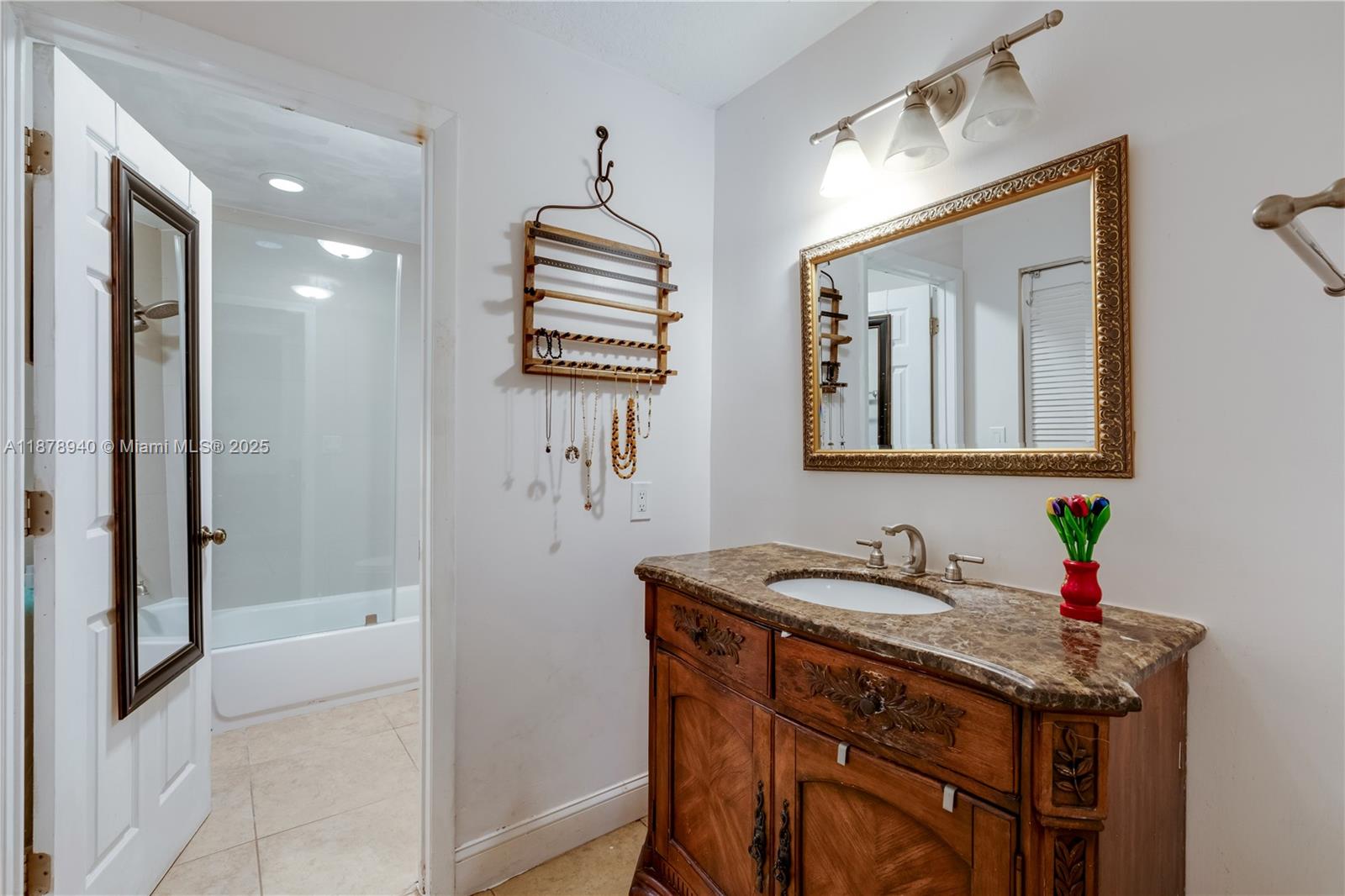 15025 SW 141st Ct Miami, FL 33186 15025 SW 141st Ct Miami, FL 33186
