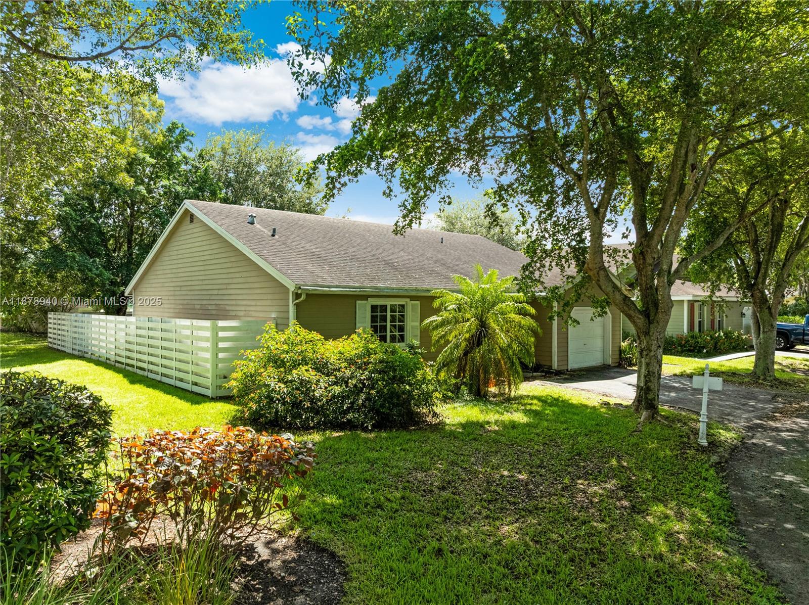 15025 SW 141st Ct Miami, FL 33186 15025 SW 141st Ct Miami, FL 33186