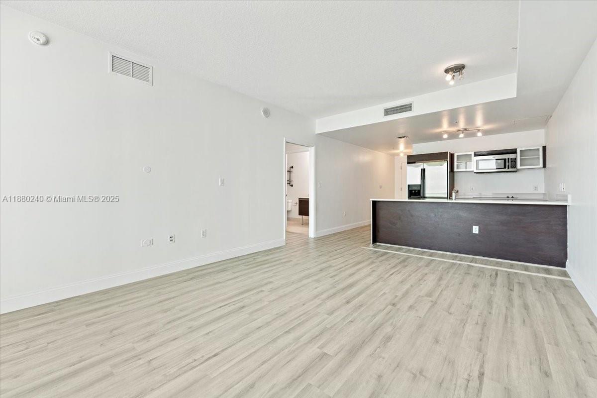 image Quantum On The Bay Condo15