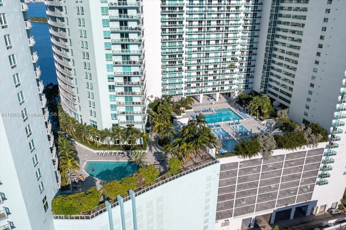 image Quantum On The Bay Condo28