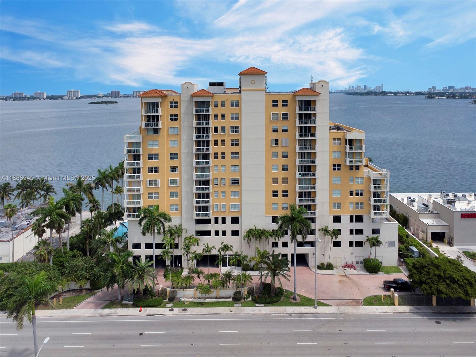 1625 Kennedy Cswy #704D