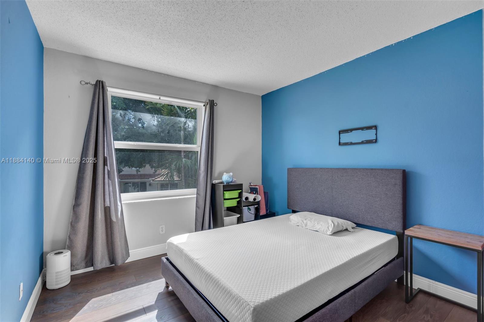 845 NW 132nd Ave Pembroke Pines, FL 33028