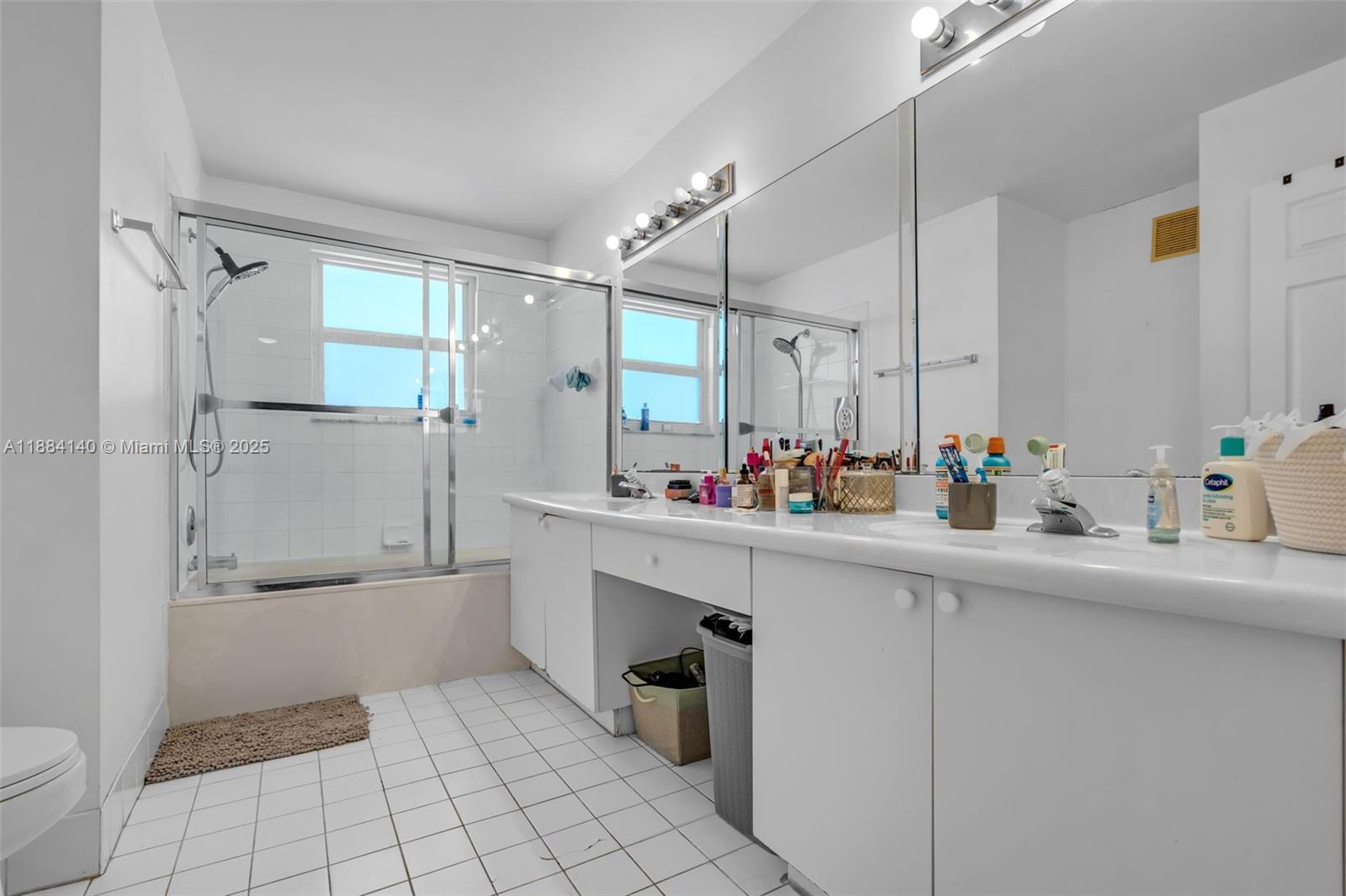 845 NW 132nd Ave Pembroke Pines, FL 33028