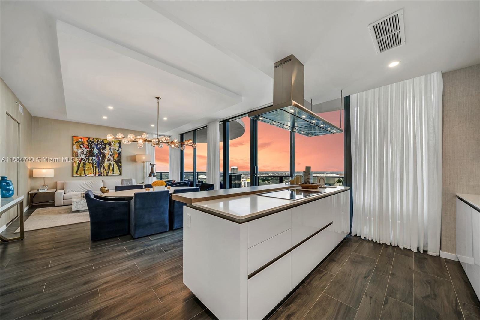1000 Brickell Plz #PH5807