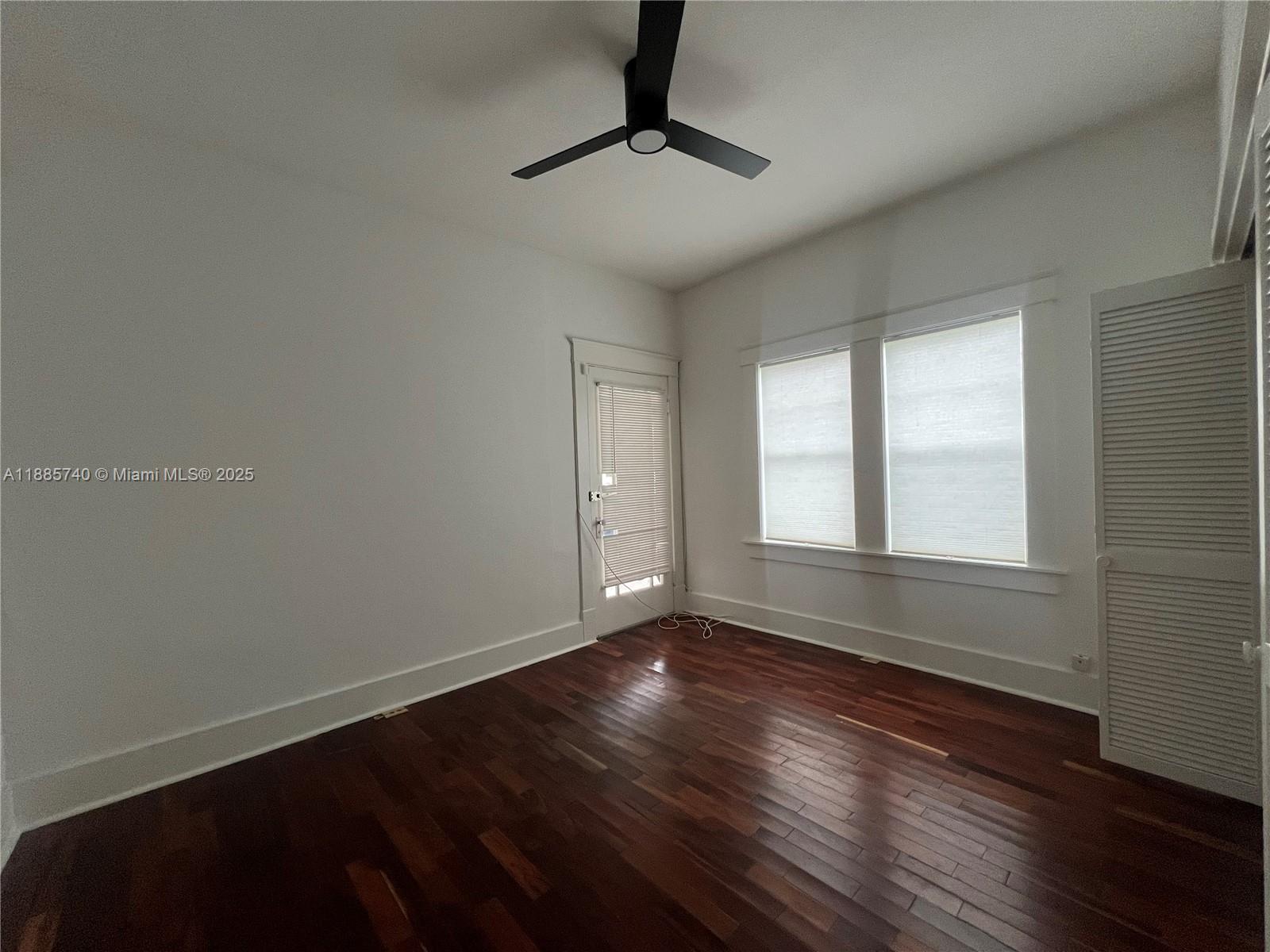 130 SW 1st Ave #130 Hallandale Beach, FL 33009