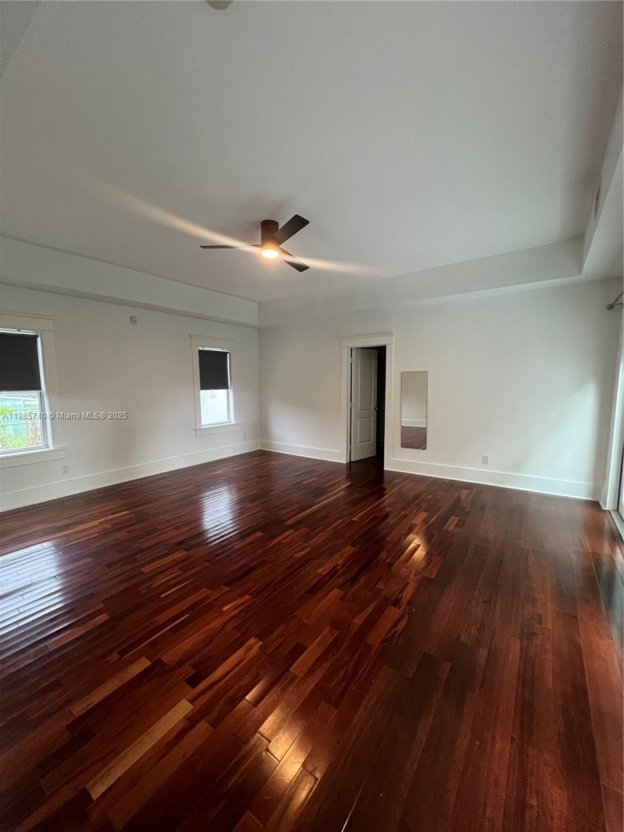 130 SW 1st Ave #130 Hallandale Beach, FL 33009