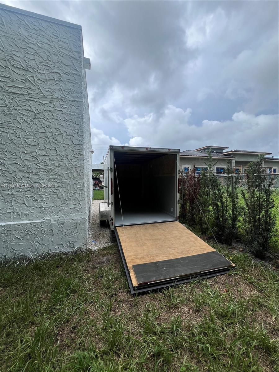 130 SW 1st Ave #130 Hallandale Beach, FL 33009