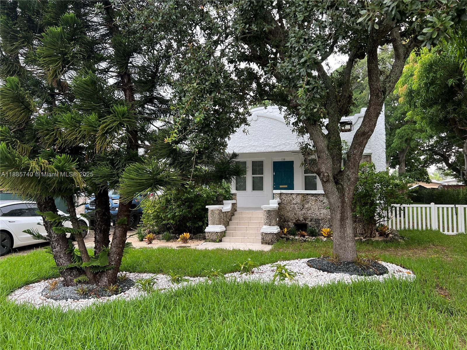 130 SW 1st Ave #130 Hallandale Beach, FL 33009