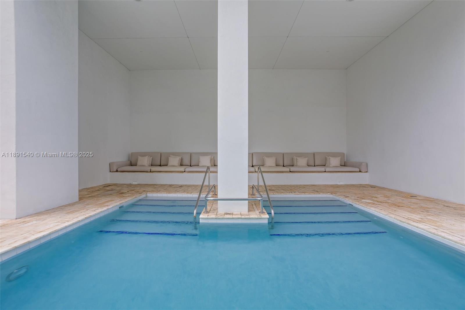 image Ten Museum Pk11