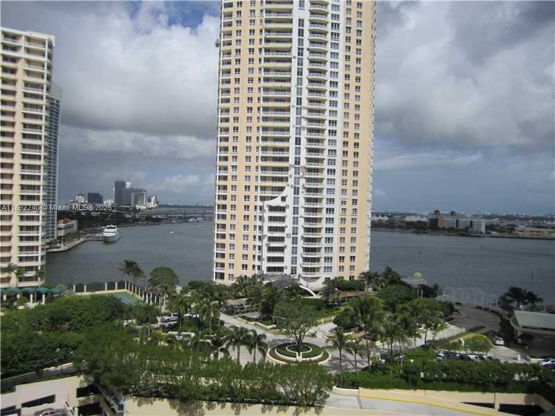 540 Brickell Key Dr #1602
