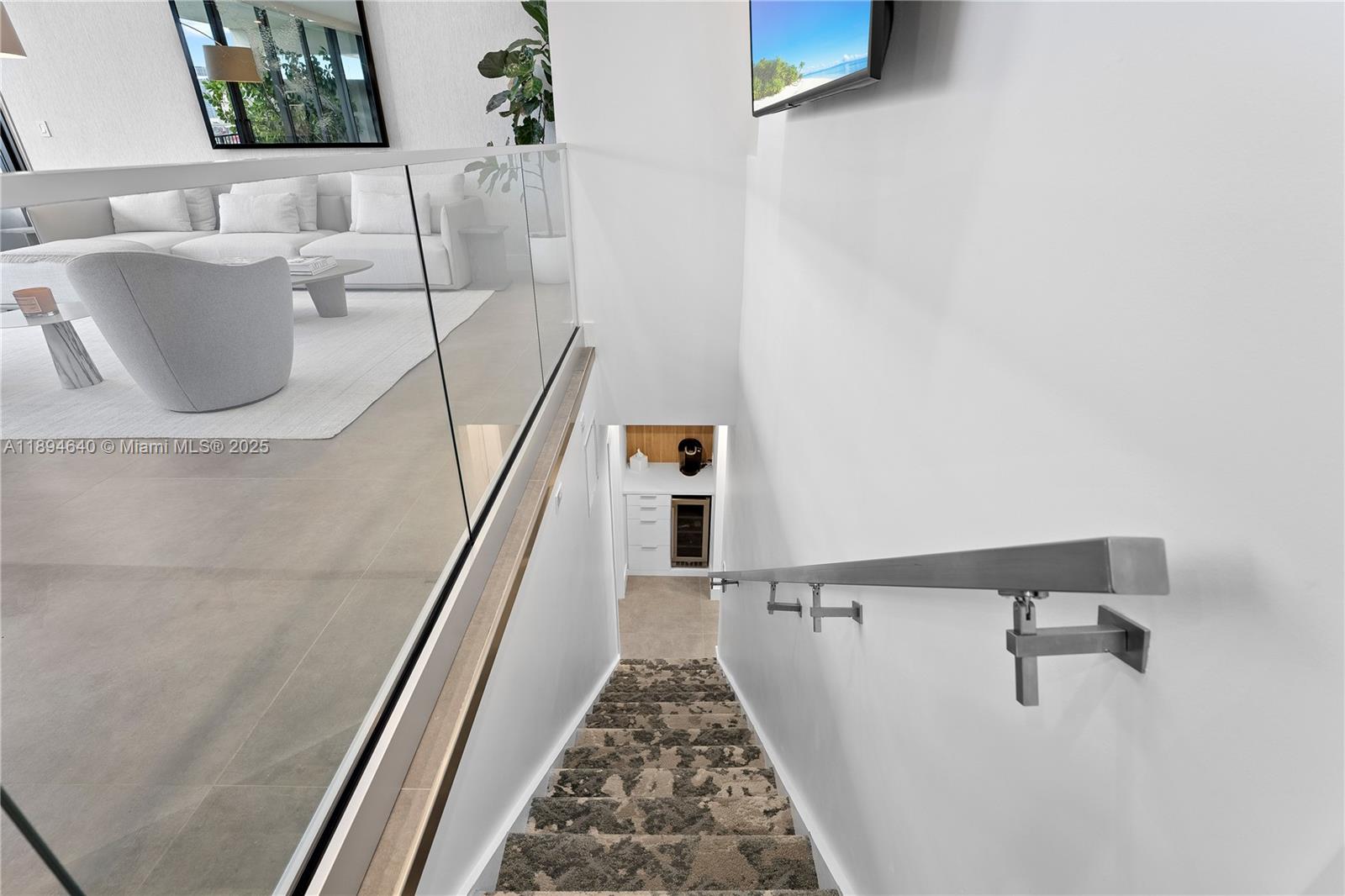 image One Thousand Venetian17