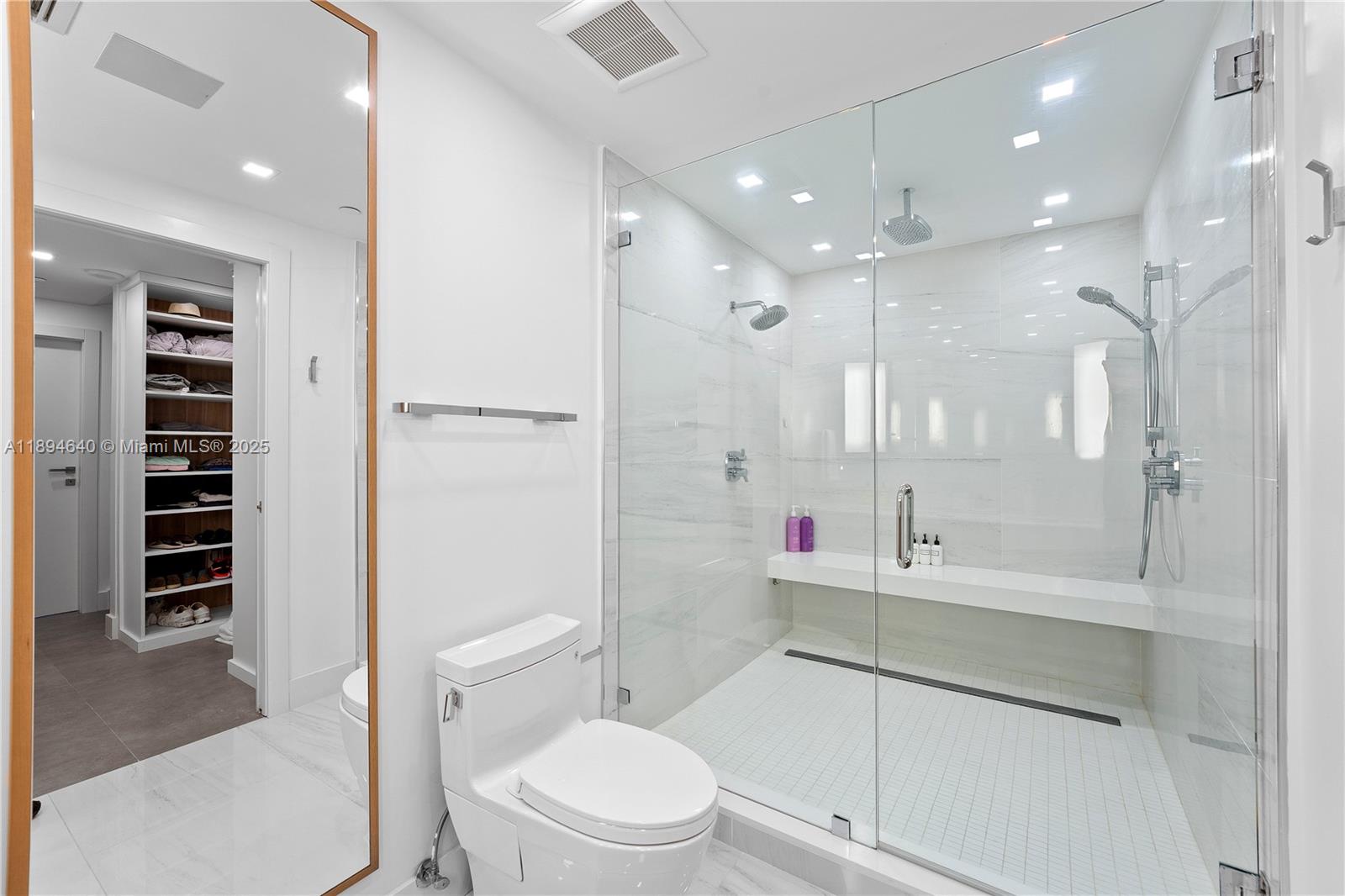 image One Thousand Venetian24