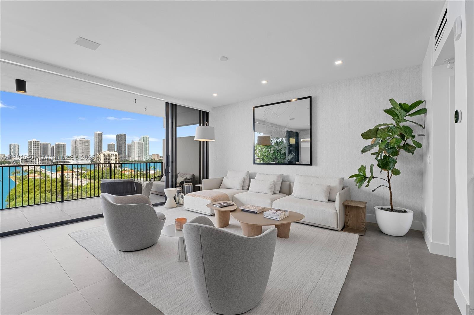 image One Thousand Venetian5