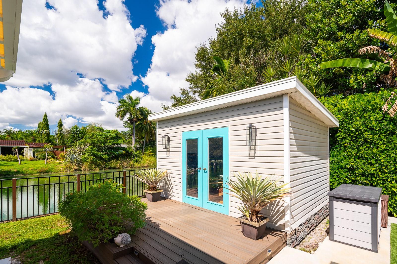 6380 SW 63rd Ave South Miami, FL 33143