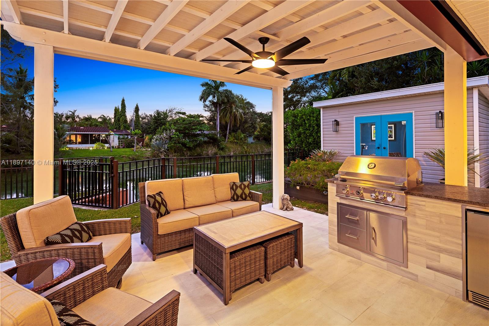 6380 SW 63rd Ave South Miami, FL 33143