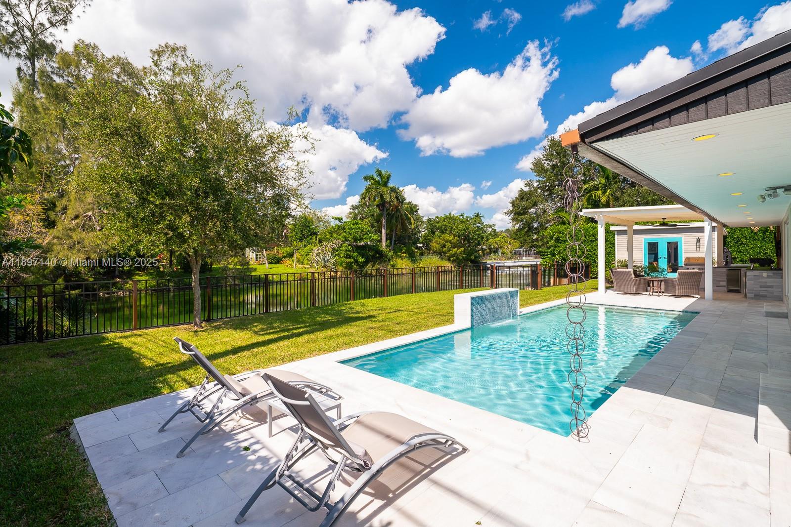 6380 SW 63rd Ave South Miami, FL 33143