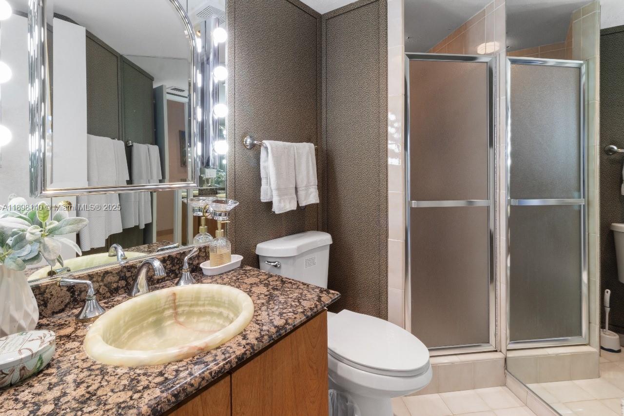 image Brickell Key One Condo14