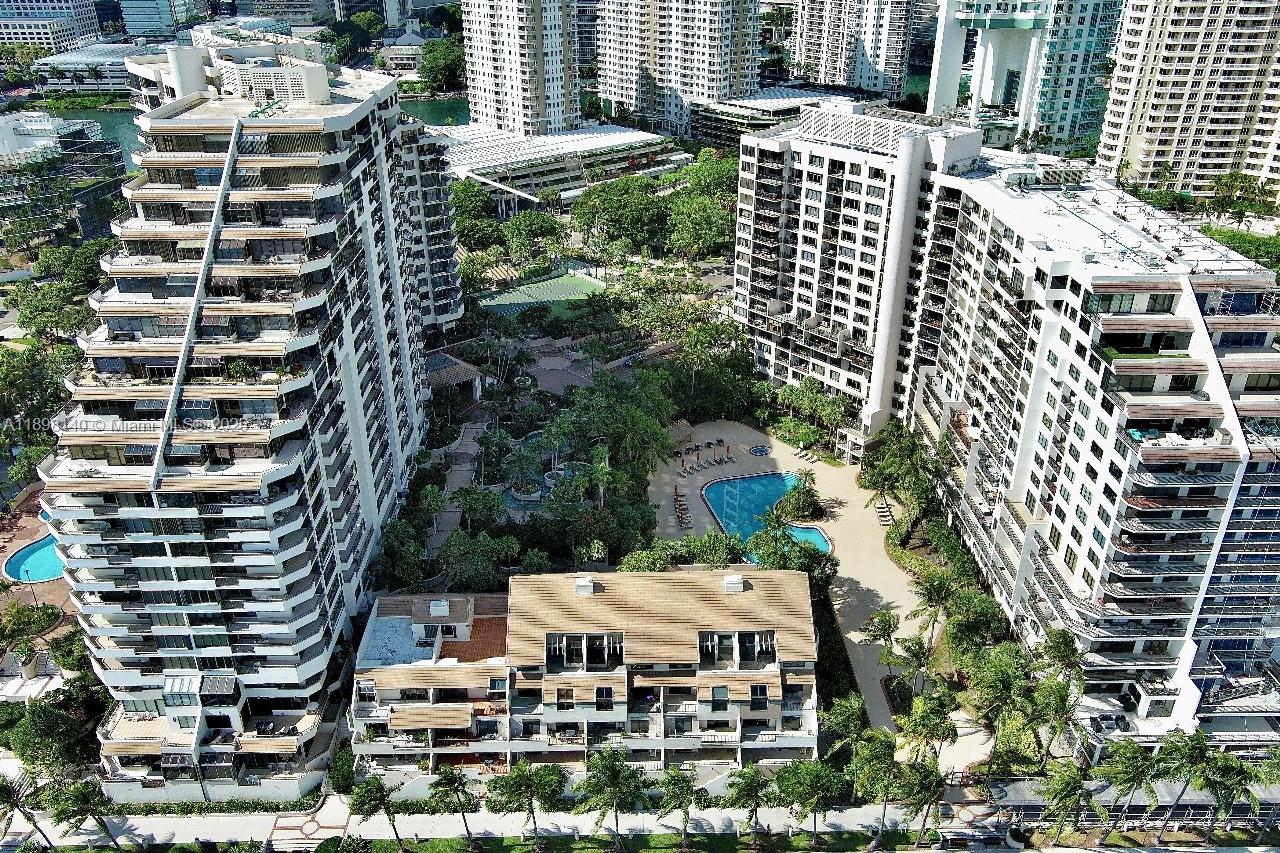 image Brickell Key One Condo27