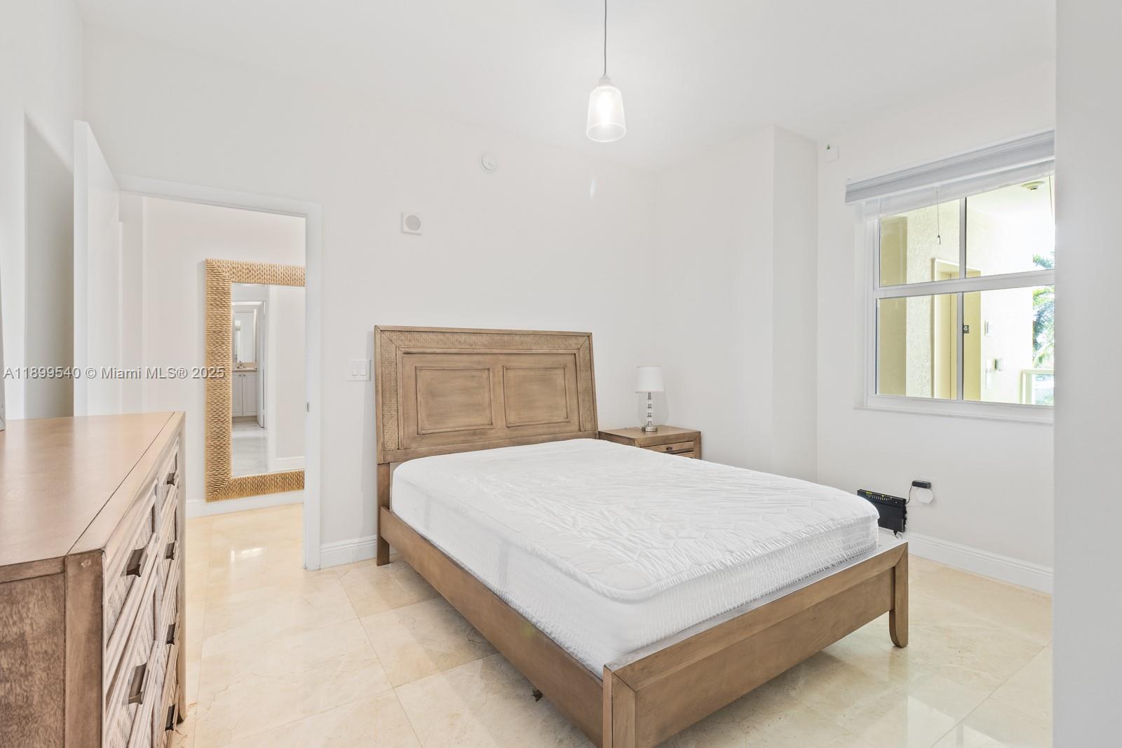 image Aventura Marina 115