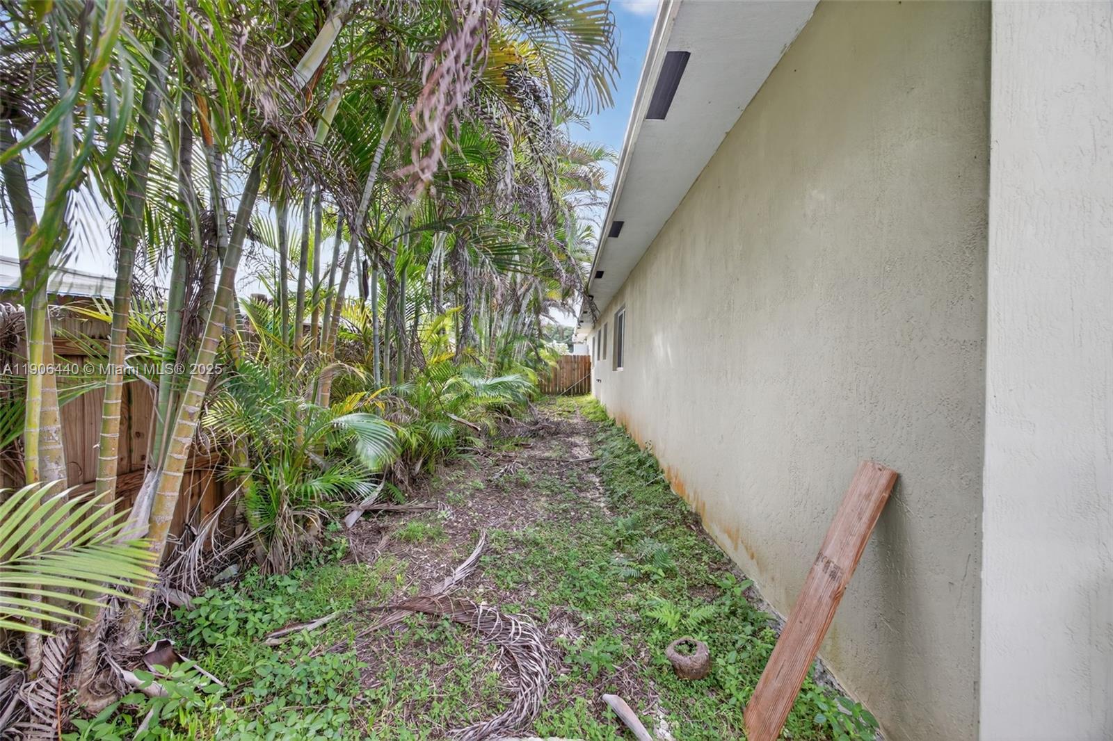 344 SW 3rd St Florida City, FL 33034