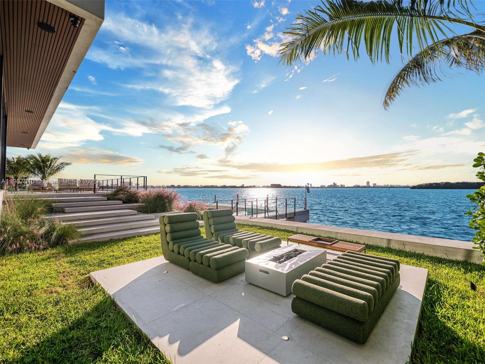 11400 N Bayshore Dr North Miami, FL 33181