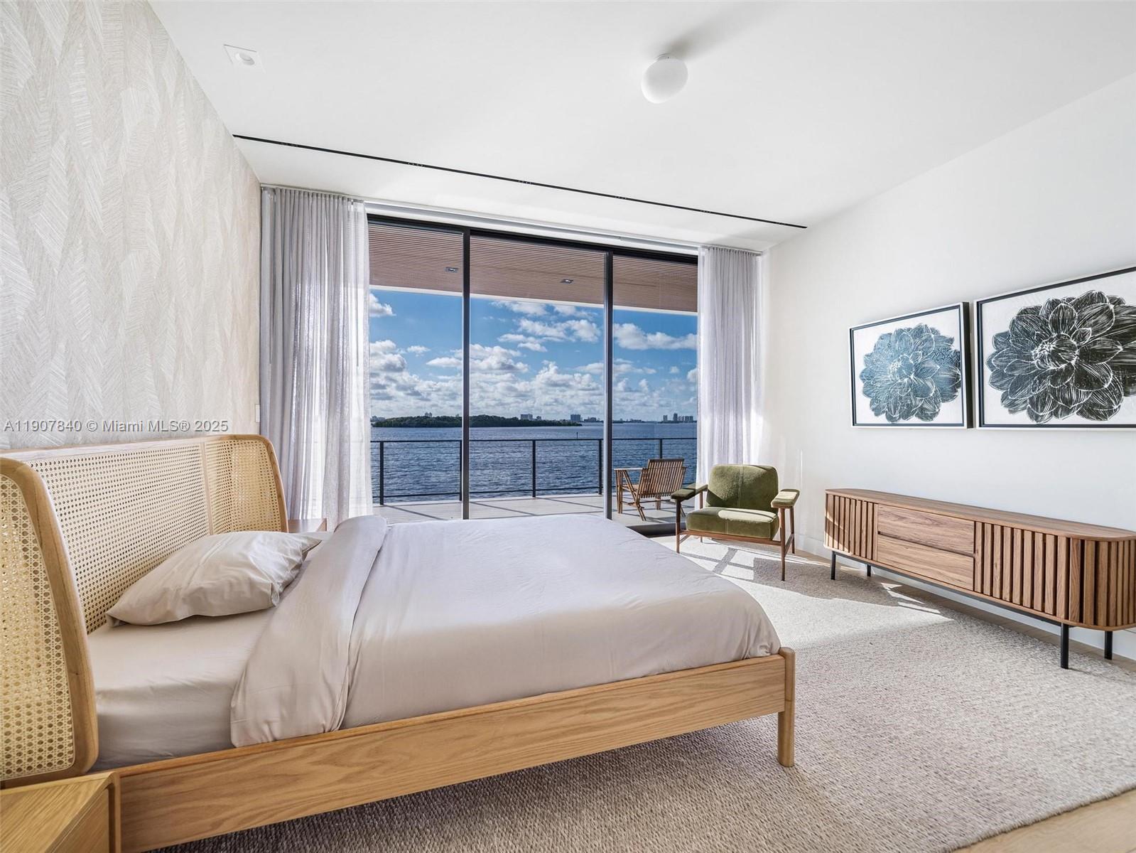 11400 N Bayshore Dr North Miami, FL 33181