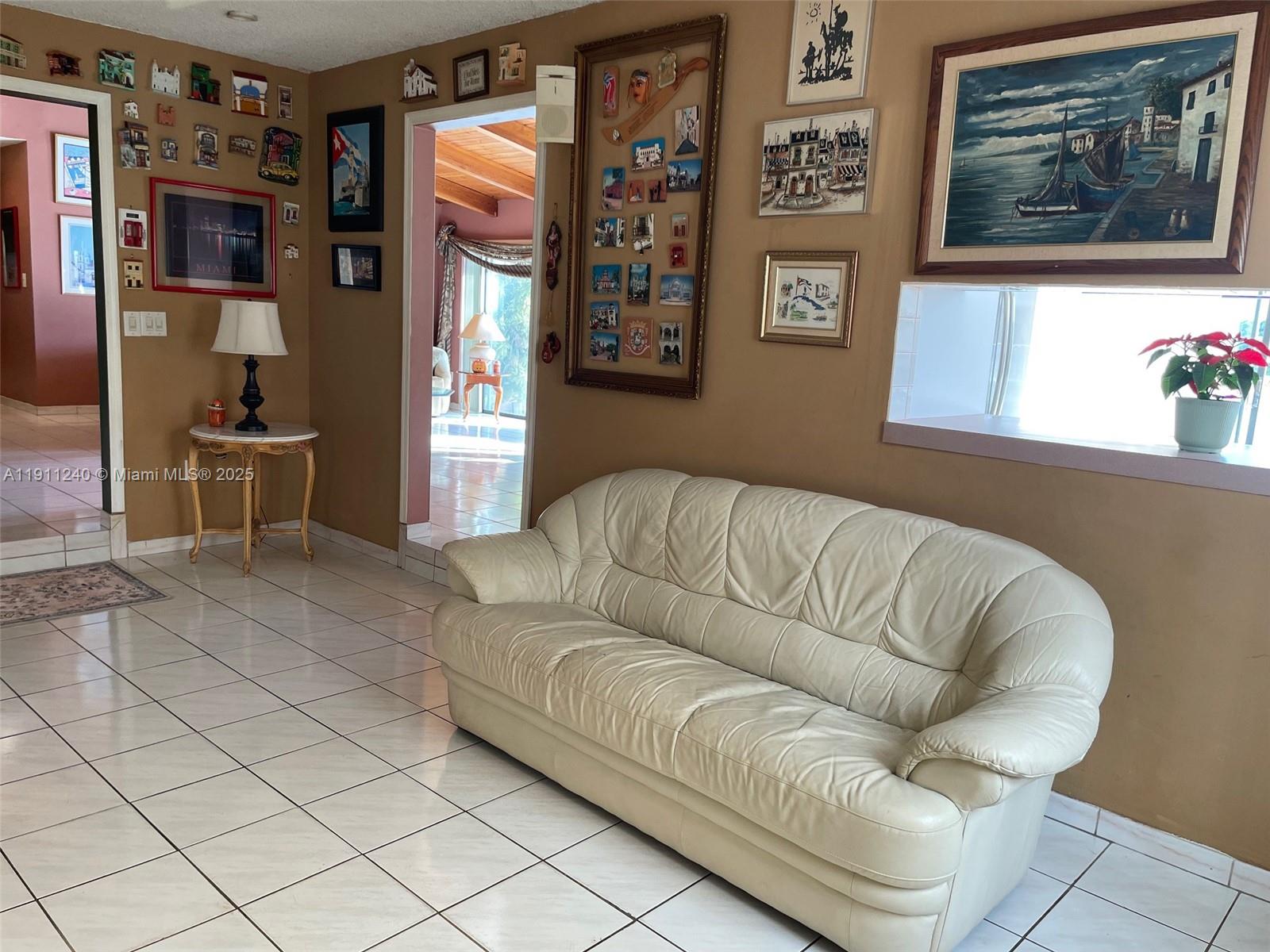 14604 SW 60th Ter Miami, FL 33183