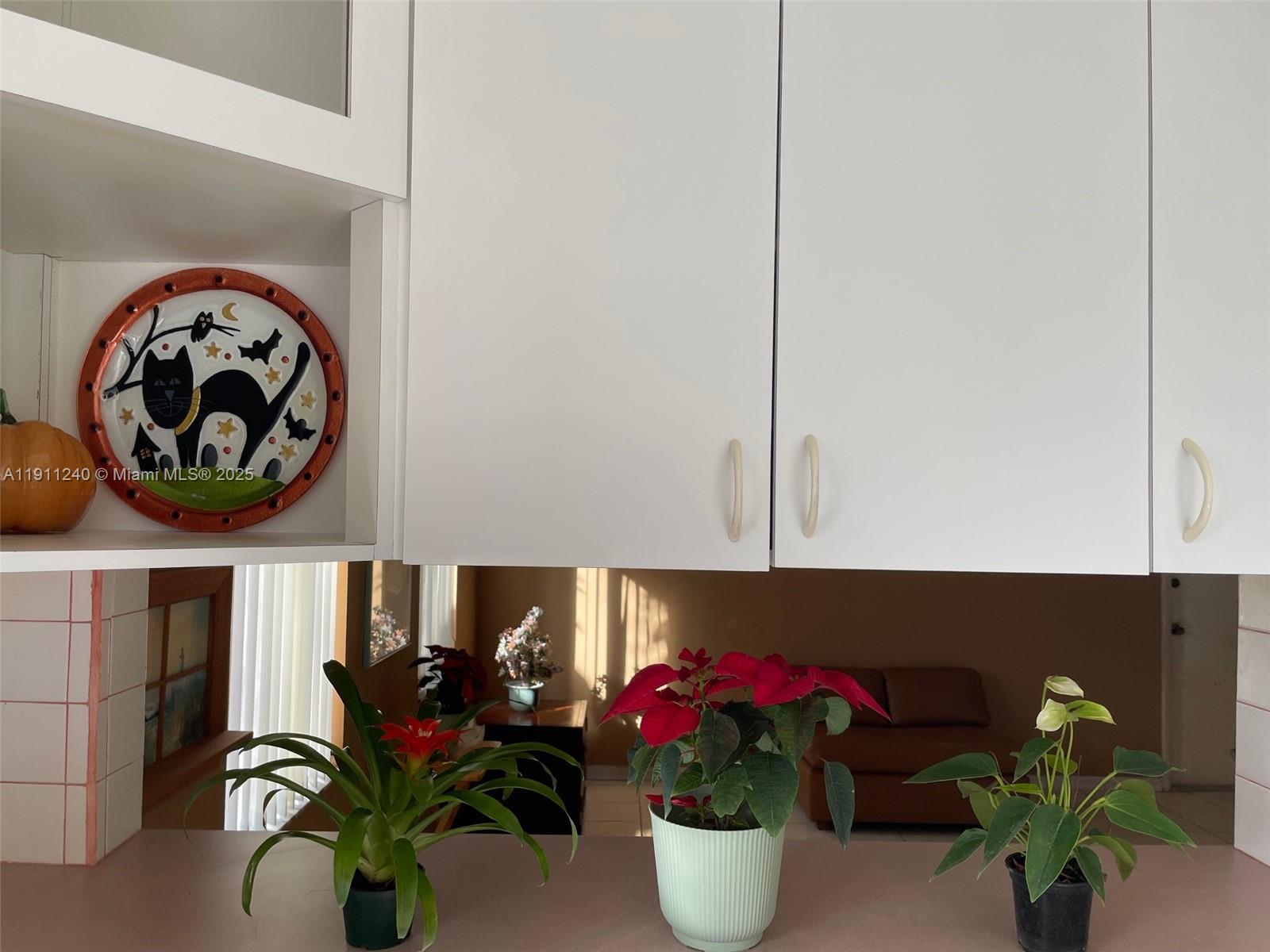 14604 SW 60th Ter Miami, FL 33183