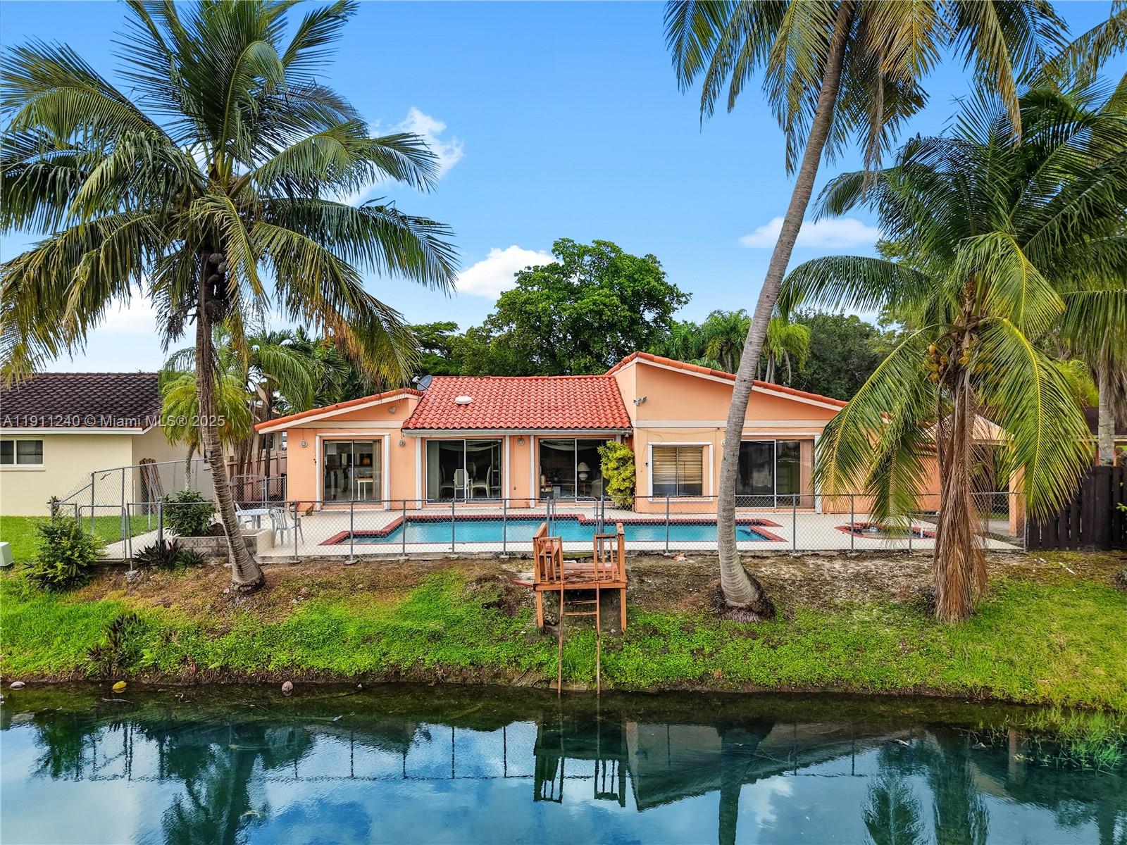 14604 SW 60th Ter Miami, FL 33183