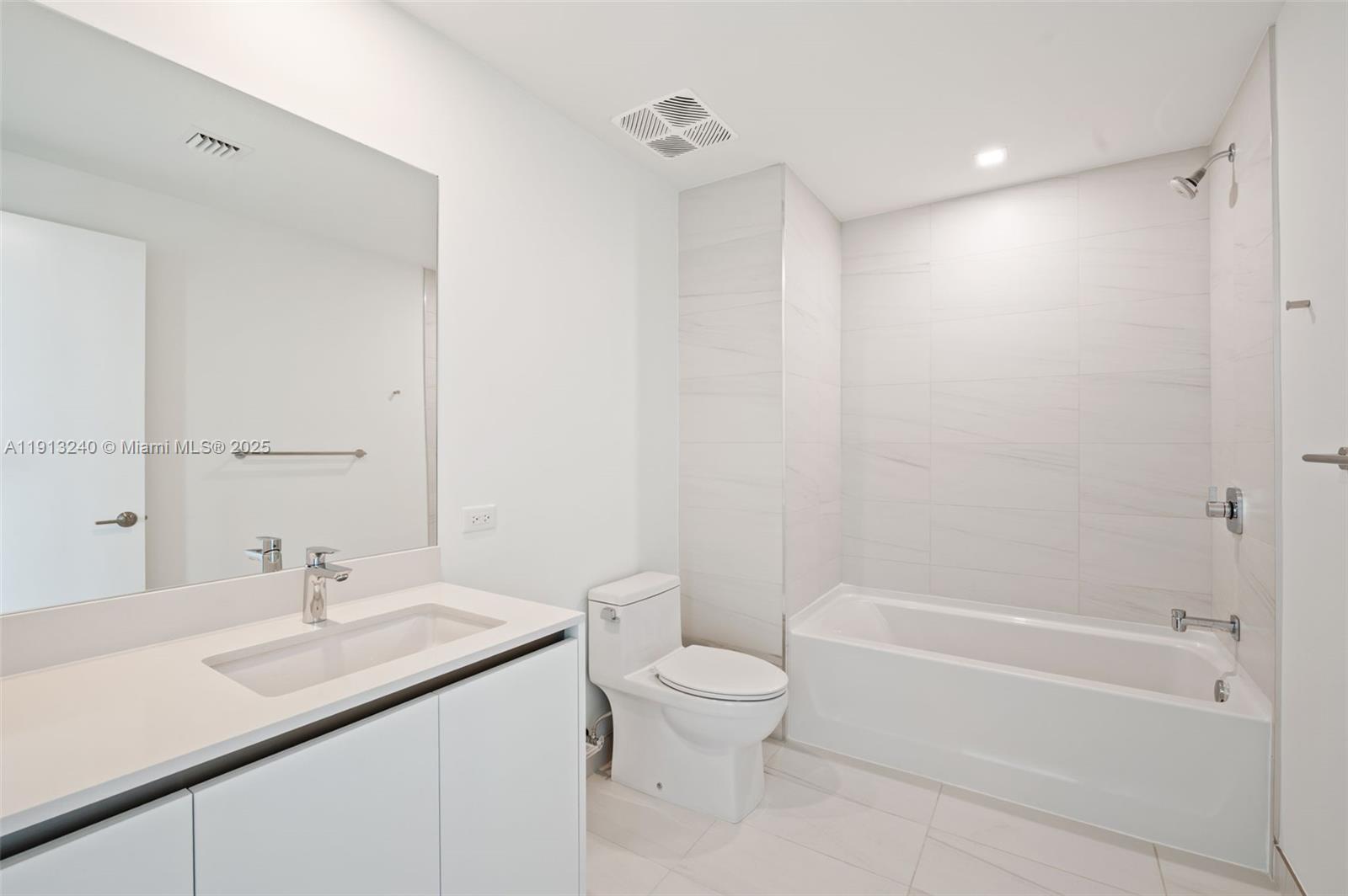 900 N Ocean Blvd #1606 Pompano Beach, FL 33062