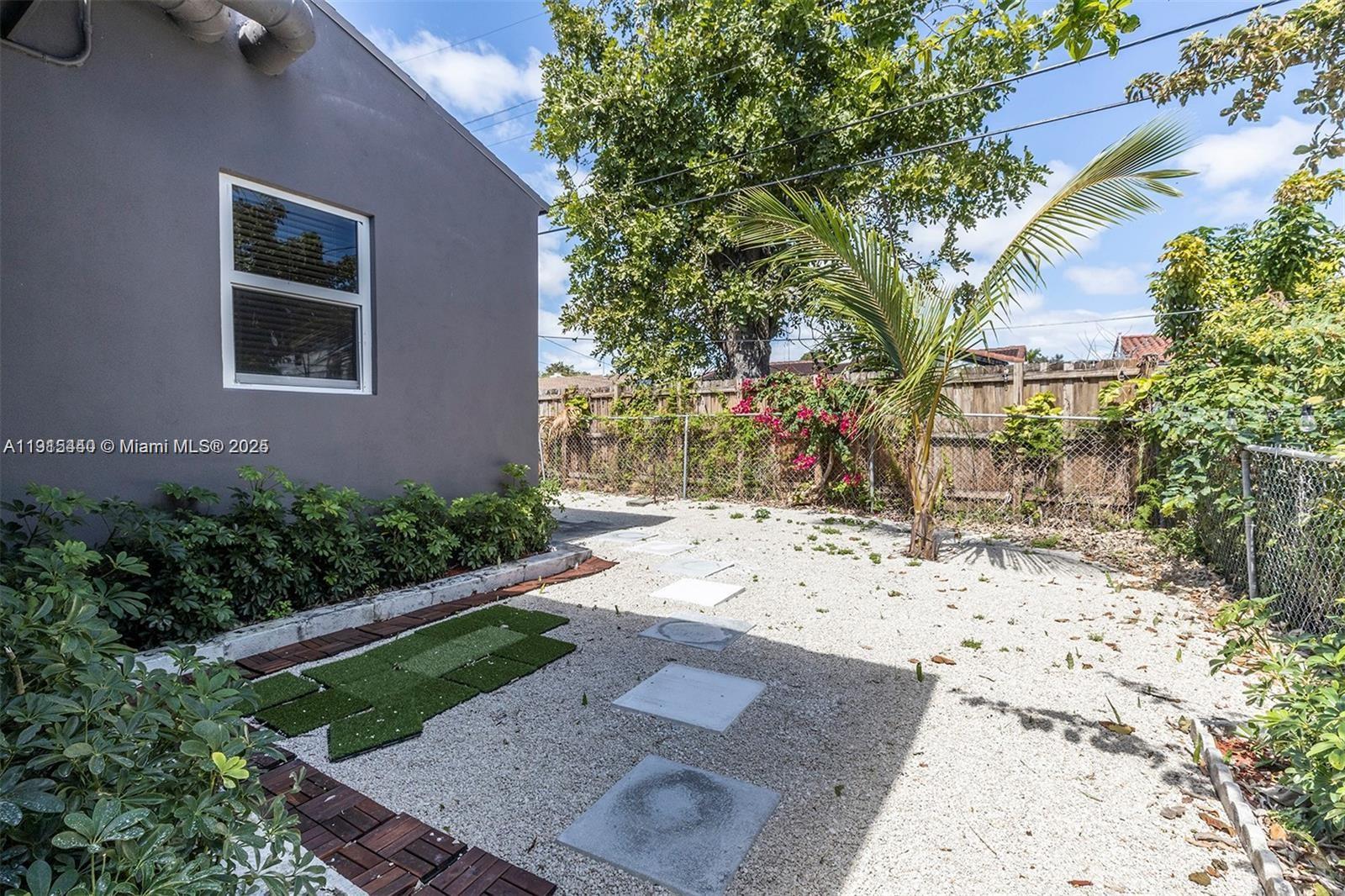 753 NE 81st St Miami, FL 33138