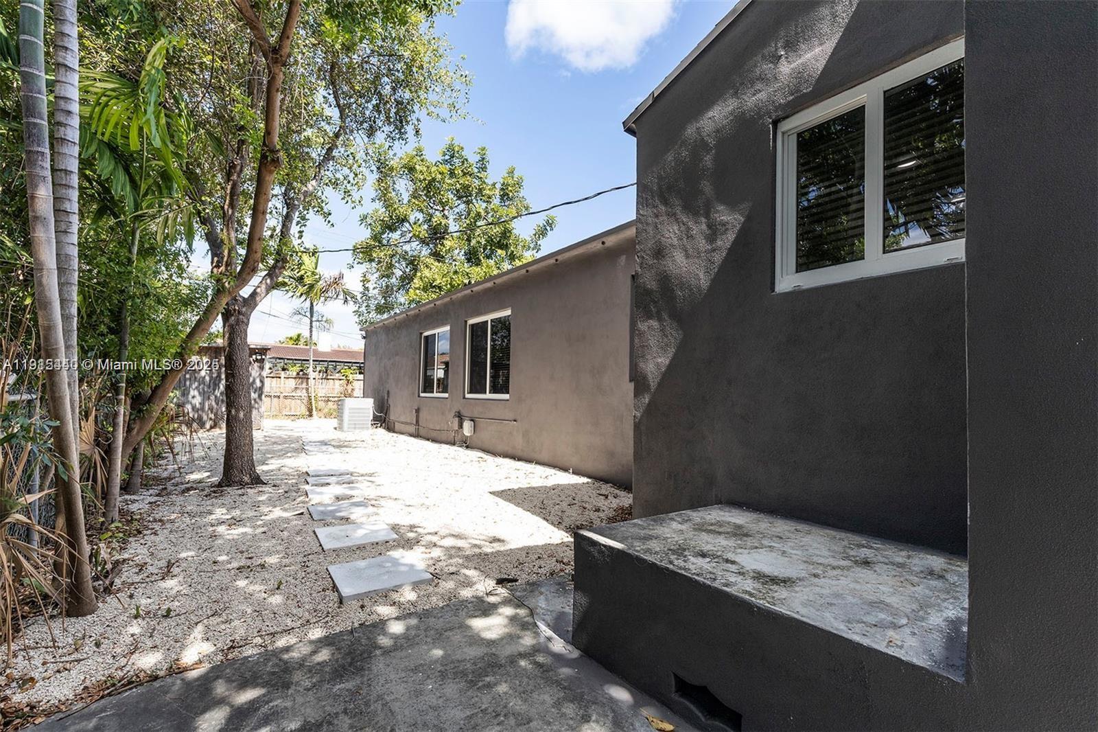 753 NE 81st St Miami, FL 33138