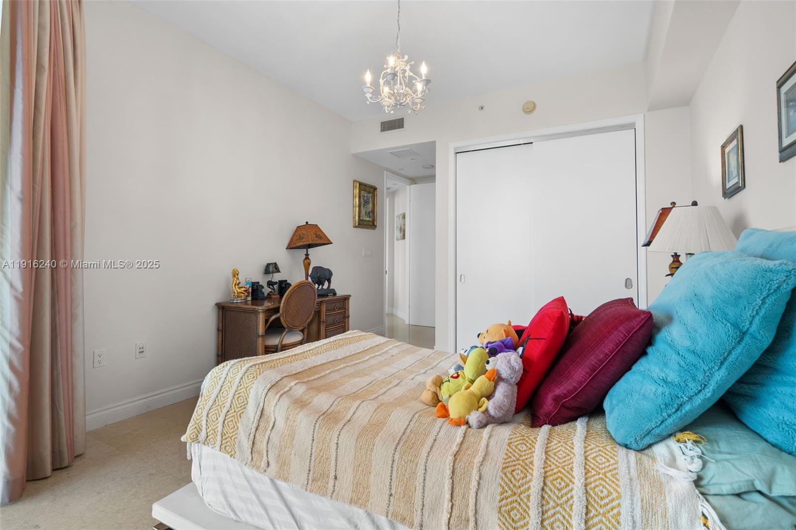 16047 Collins Ave #1202 Sunny Isles Beach, FL 33160