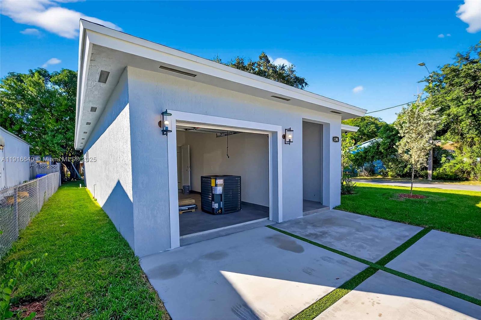 1346 NW 44th St Miami, FL 33142