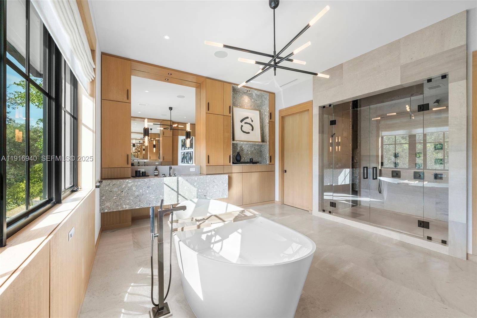 9500 SW 61st Ct Pinecrest, FL 33156