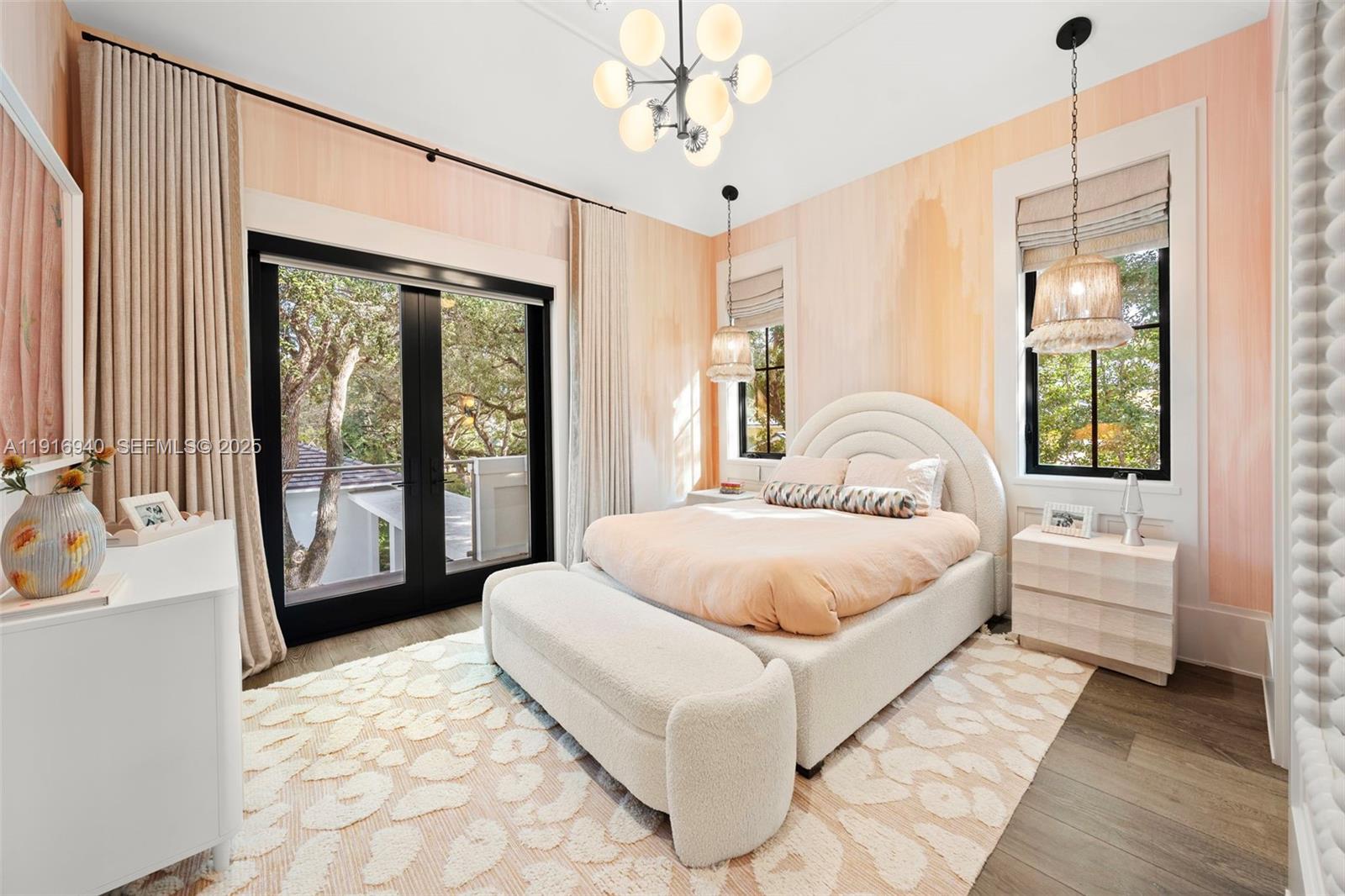 9500 SW 61st Ct Pinecrest, FL 33156