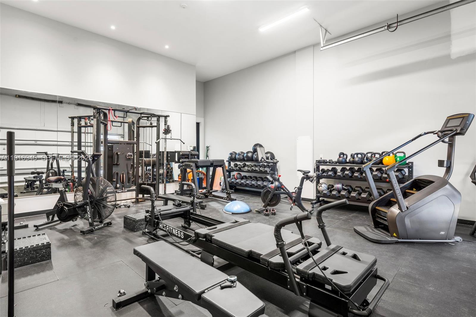 9500 SW 61st Ct Pinecrest, FL 33156