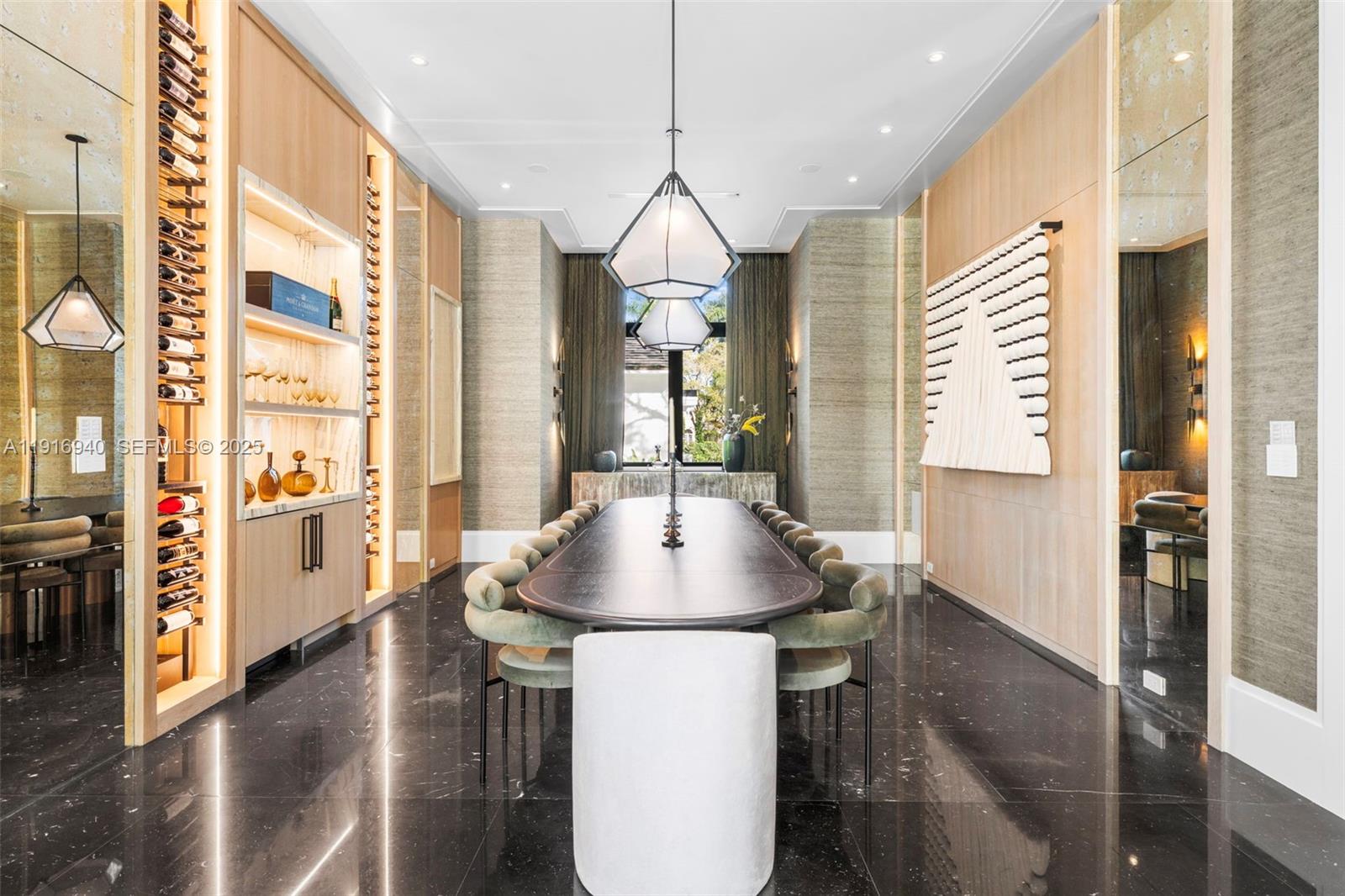 9500 SW 61st Ct Pinecrest, FL 33156