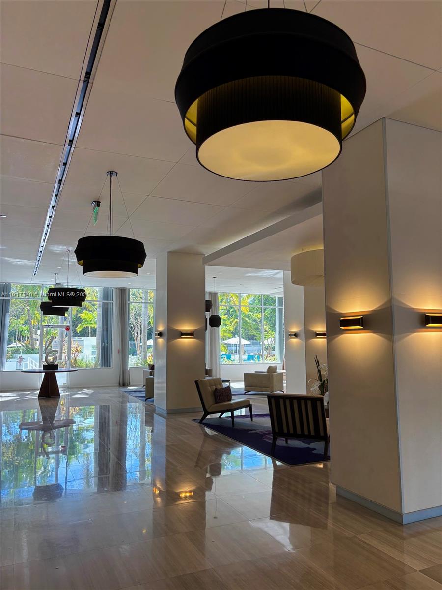 image Arlen House East7