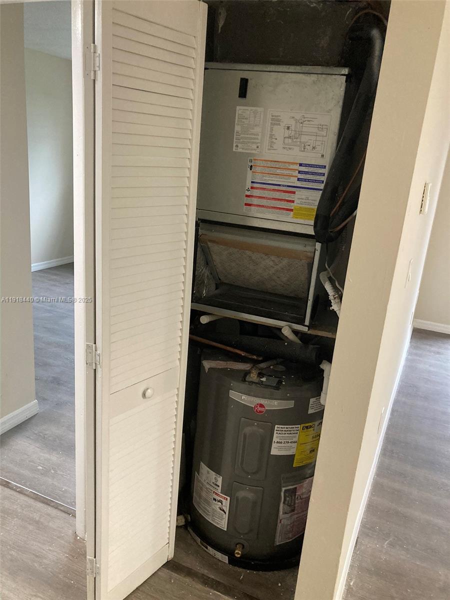 5249 NW 7th St #217 Miami, FL 33126