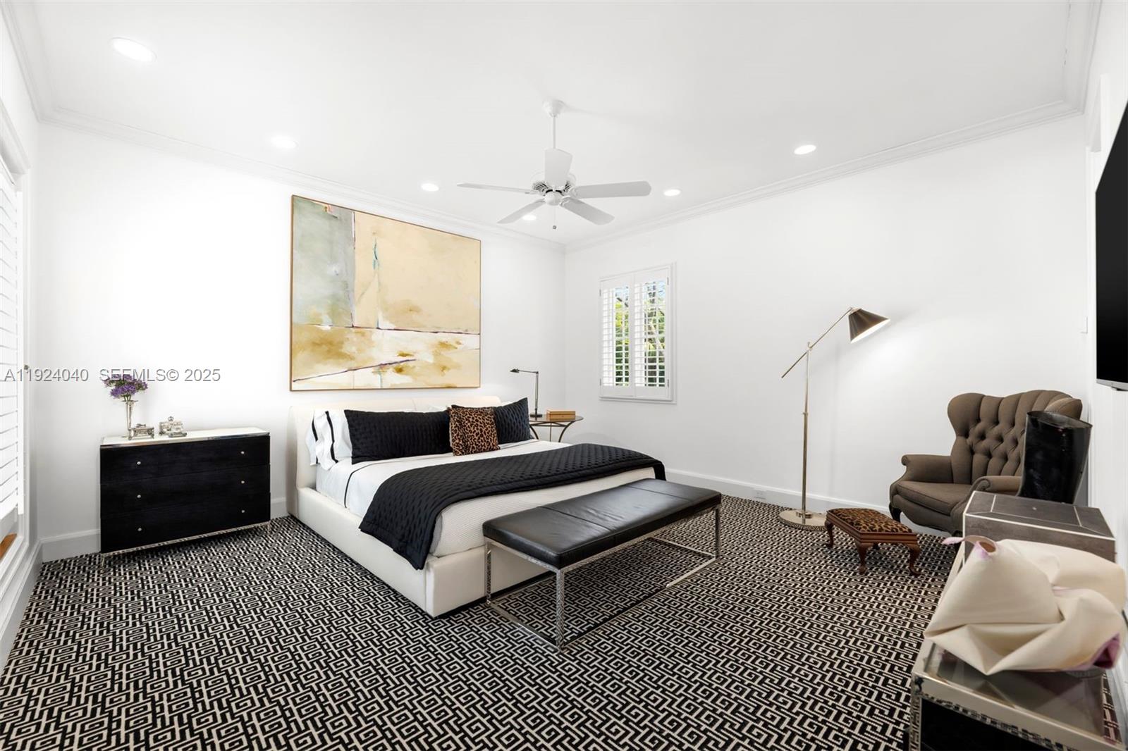 3460 S Moorings Way Miami, FL 33133