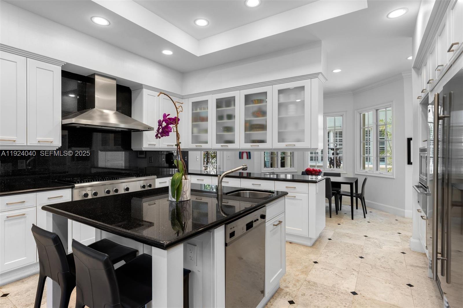 3460 S Moorings Way Miami, FL 33133