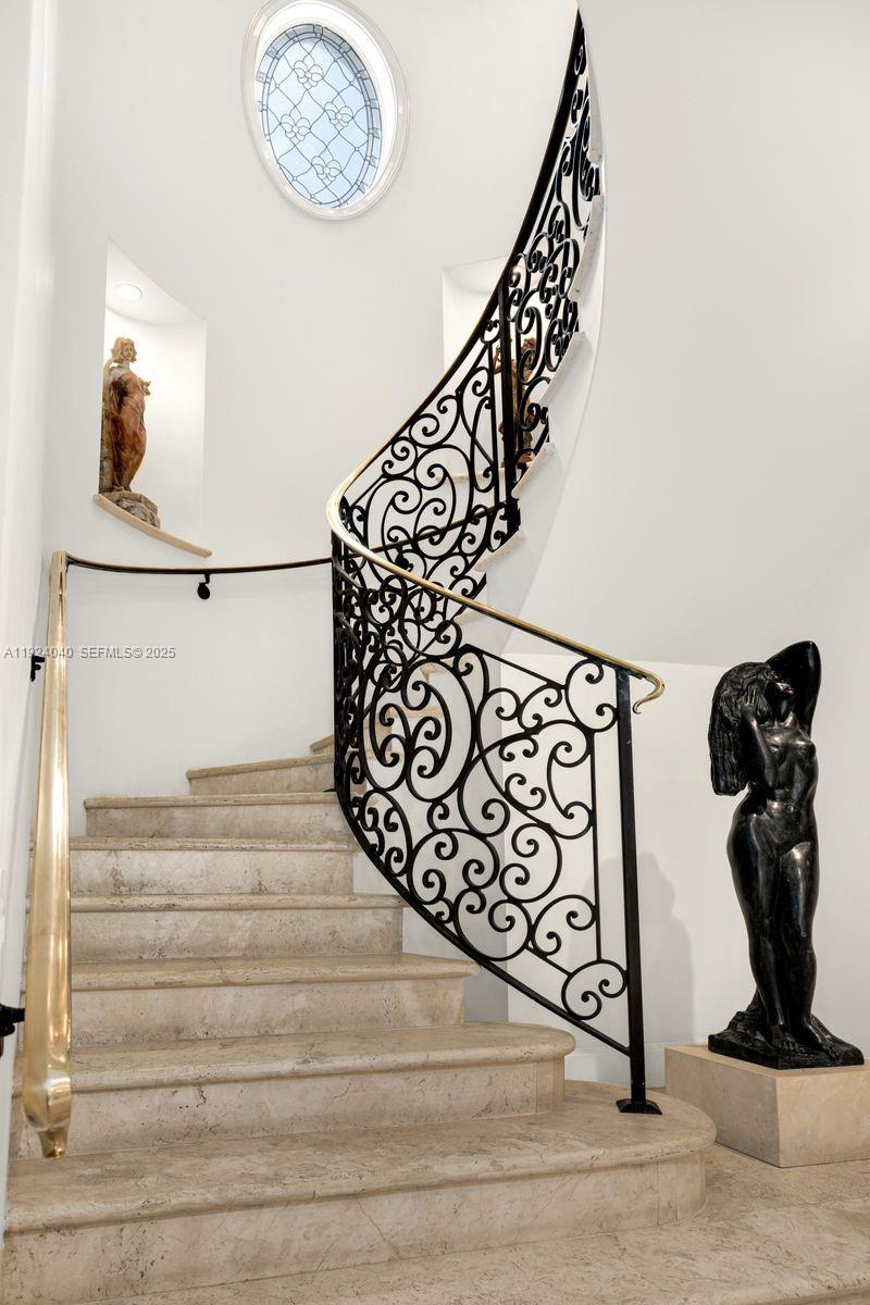 3460 S Moorings Way Miami, FL 33133