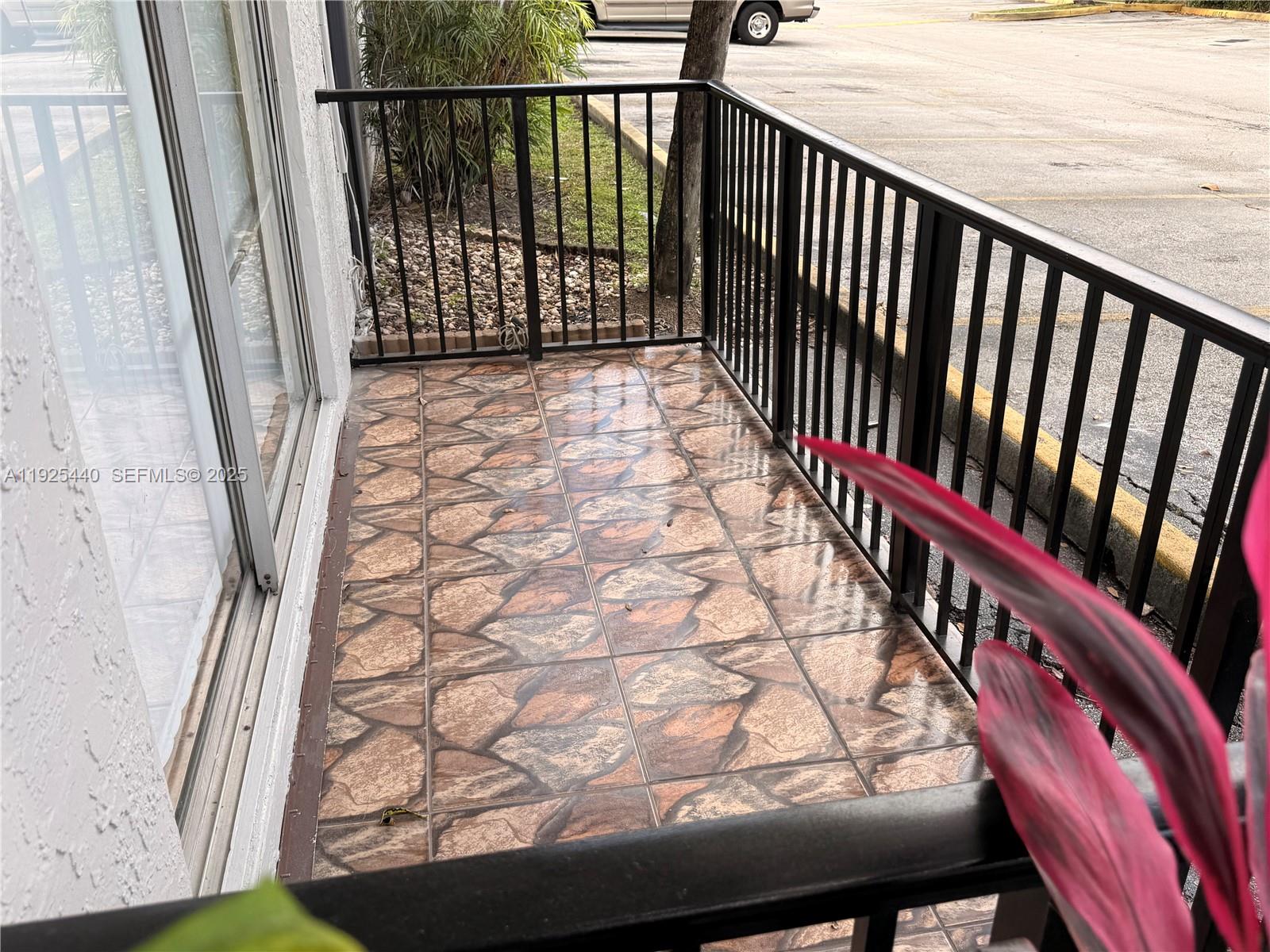 8011 W 6th Ave #J Hialeah, FL 33014