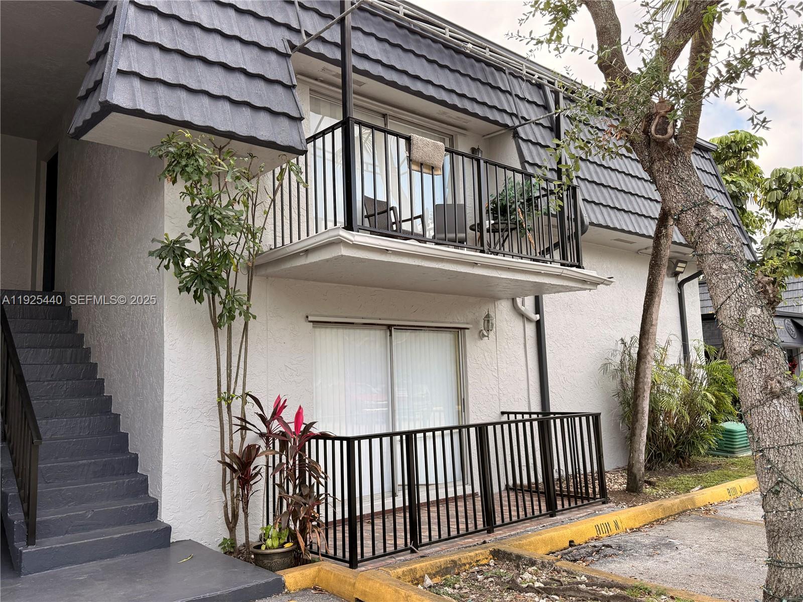 8011 W 6th Ave #J Hialeah, FL 33014