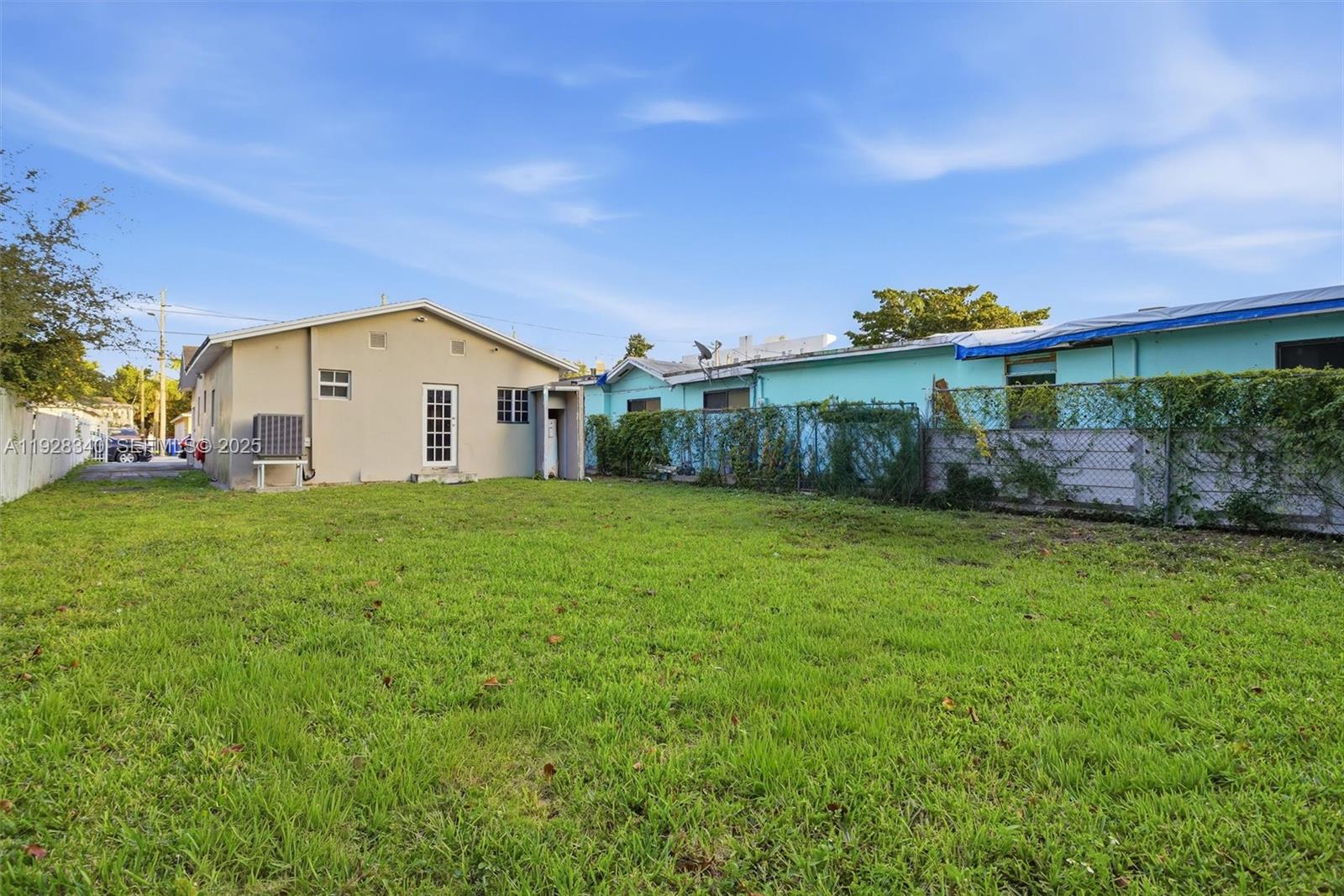 2642 NW 24th Ave Miami, FL 33142