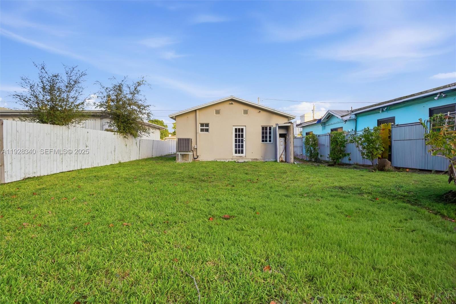 2642 NW 24th Ave Miami, FL 33142