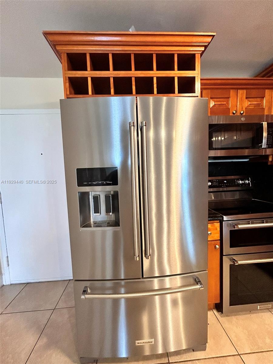 5050 NW 7th St #401 Miami, FL 33126